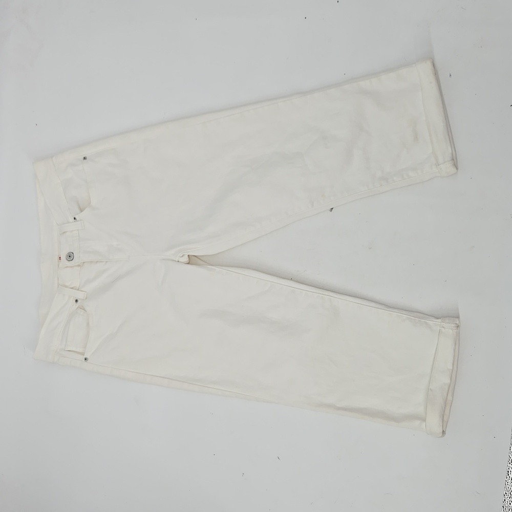 Levis denim white cropped jeans size 28